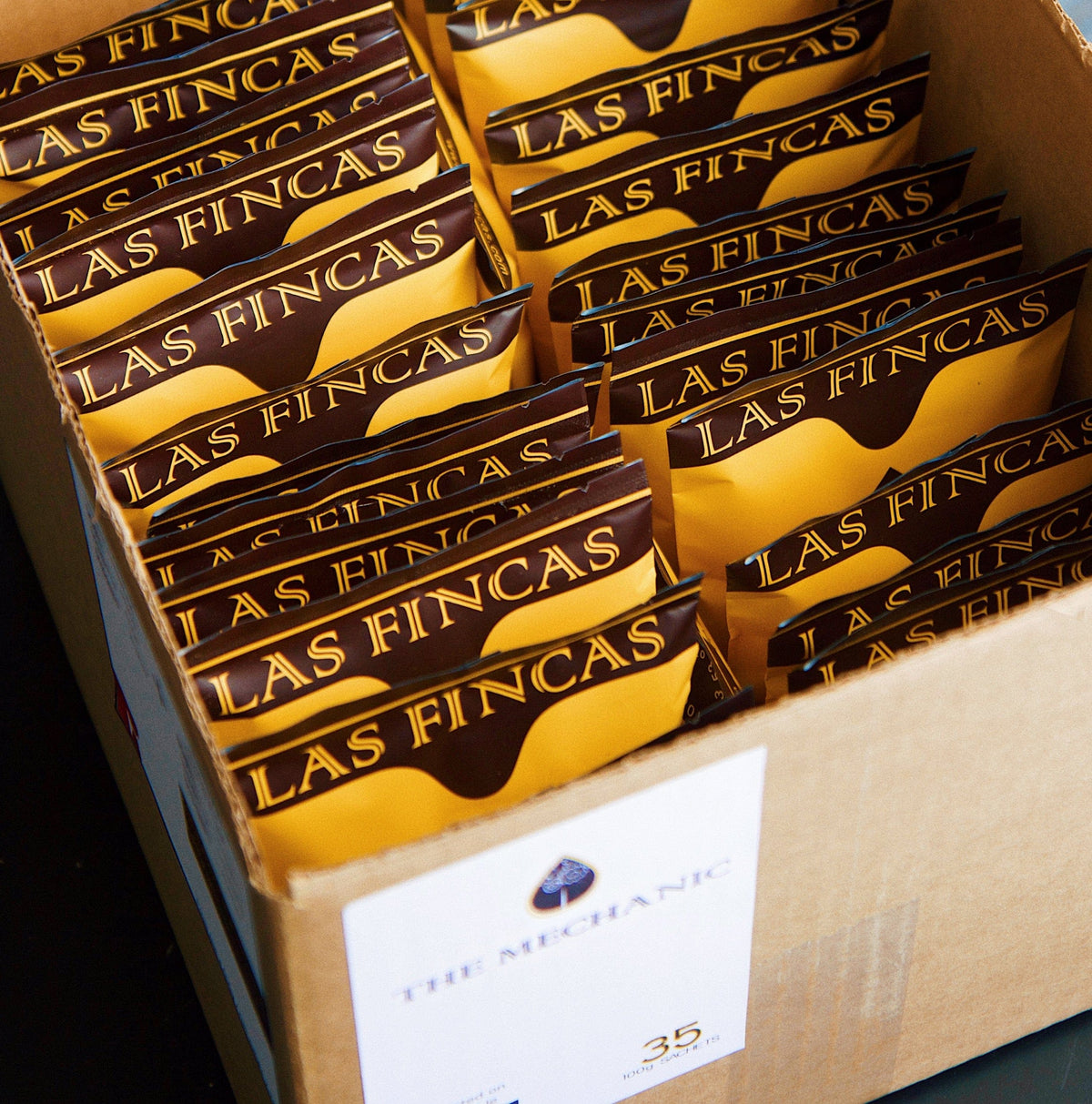White Tower Box of 35 pouches 100gr - Las Fincas Coffee